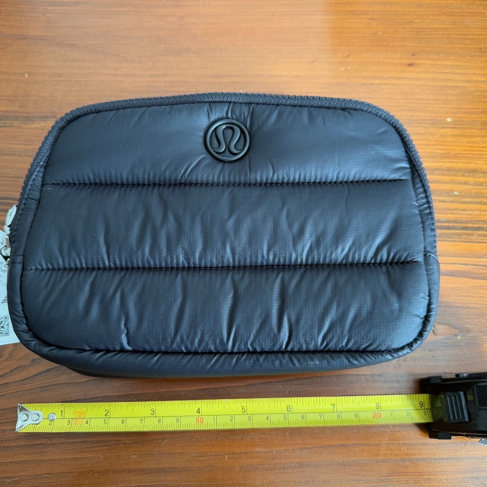 Lululemon NWT Everywhere Belt Bag "Wunder Puff" Black, Unisex